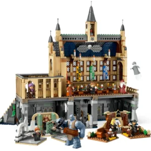 LEGO® Kasteel Zweinstein De Grote Zaal huren bij Terschelling Bricks